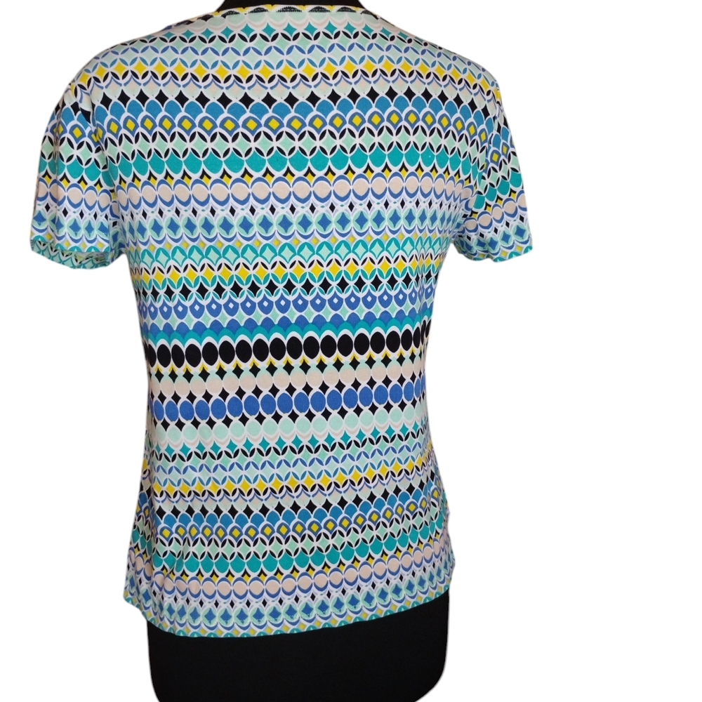 Chic Geometric Patterned Top - image 8